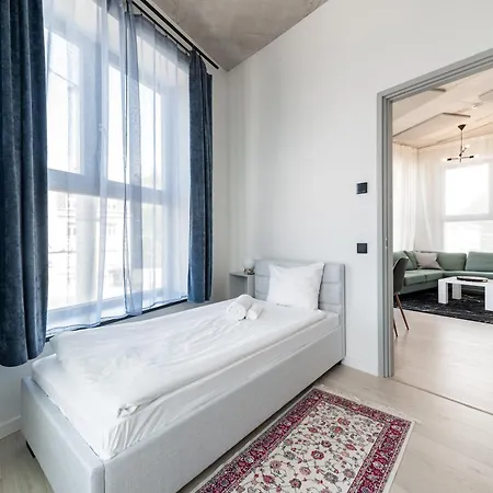 Modern Family In The Heart Of Kristiine Lägenhet *